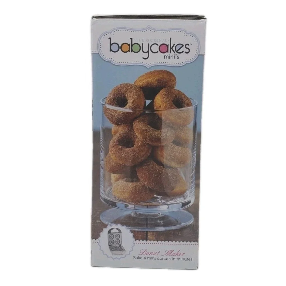 Babycakes Mini's Donut Maker "Sprinkle With Love" makes 4 Ceramic DNM-301 - Picture 3 of 7